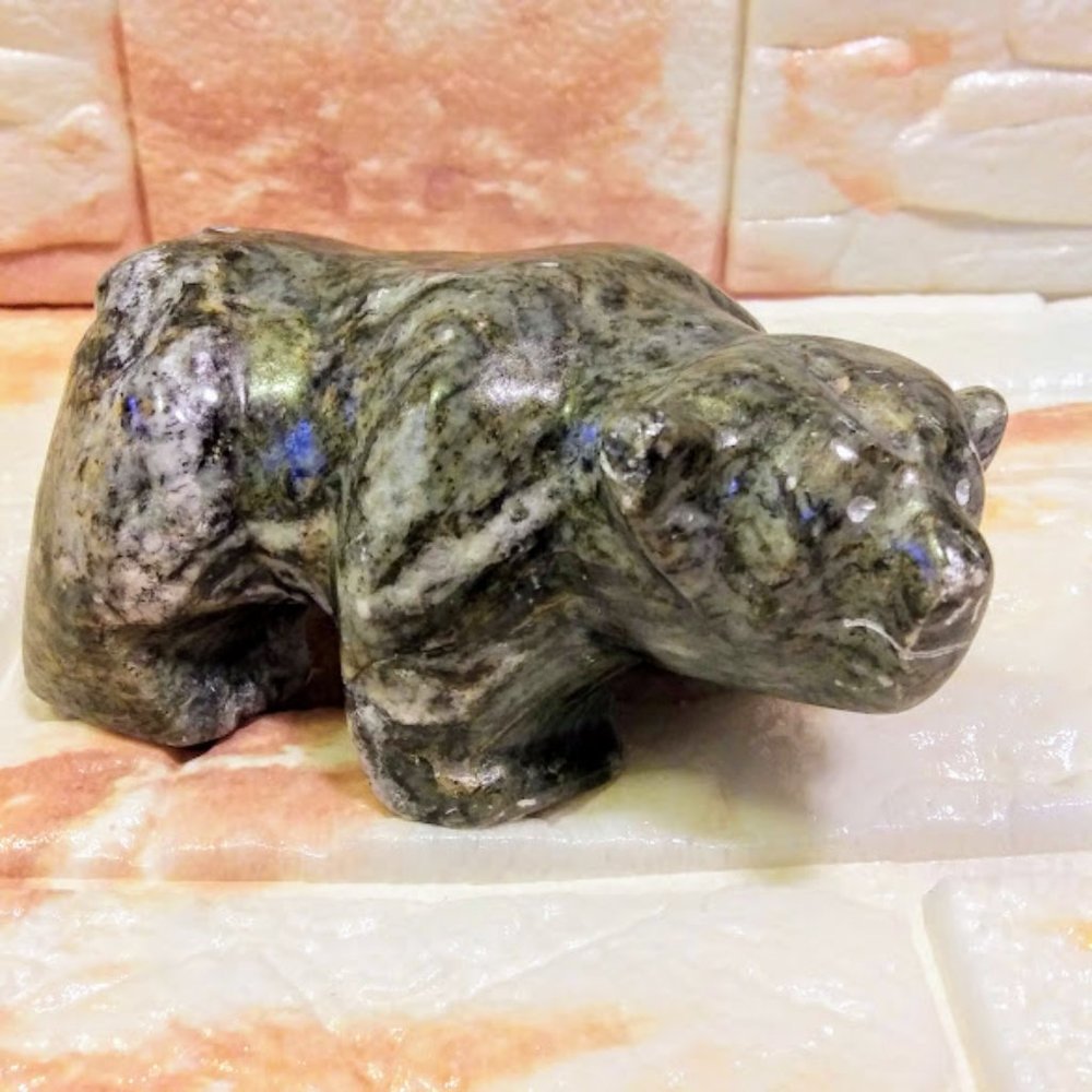 ERIC TETPON ALASKAN BEAR SOAPSTONE*HAND CARVED *NATIVE INUPIAQ ARTIST*RARE*VTG* - Picture 7 of 9